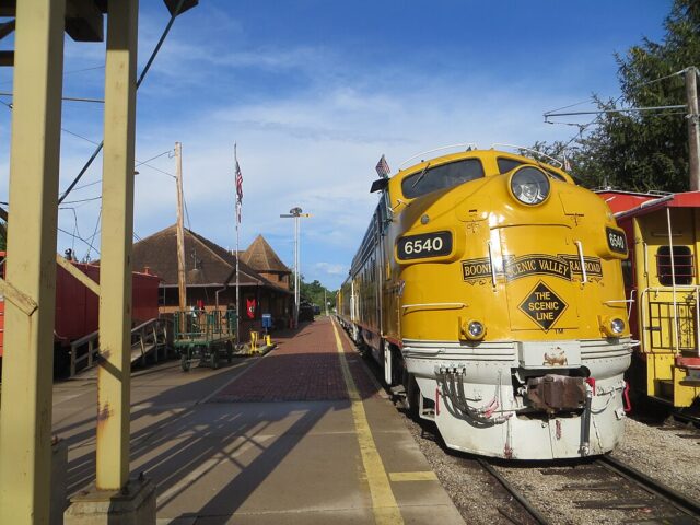 Boone & Scenic Valley RR, Boone, Iowa" by David Wilson is licensed under CC BY 2.0.