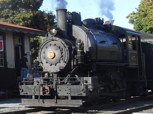 Wanamaker, Kempton & Southern RR